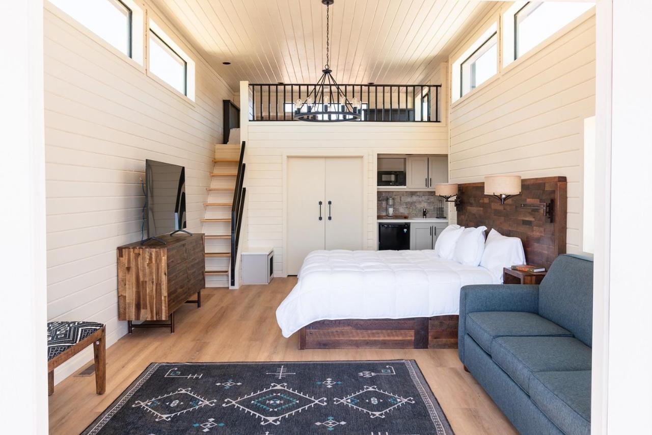 Village Camp Flagstaff Bellemont エクステリア 写真